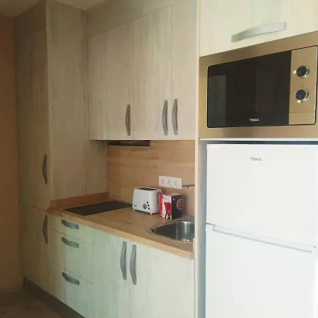 Independiente Estudio En Acogedora Casita De Mai